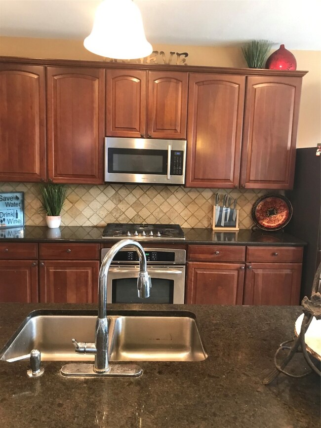 3111 Rosholt Dr, Spring, TX 77386 - photo 7