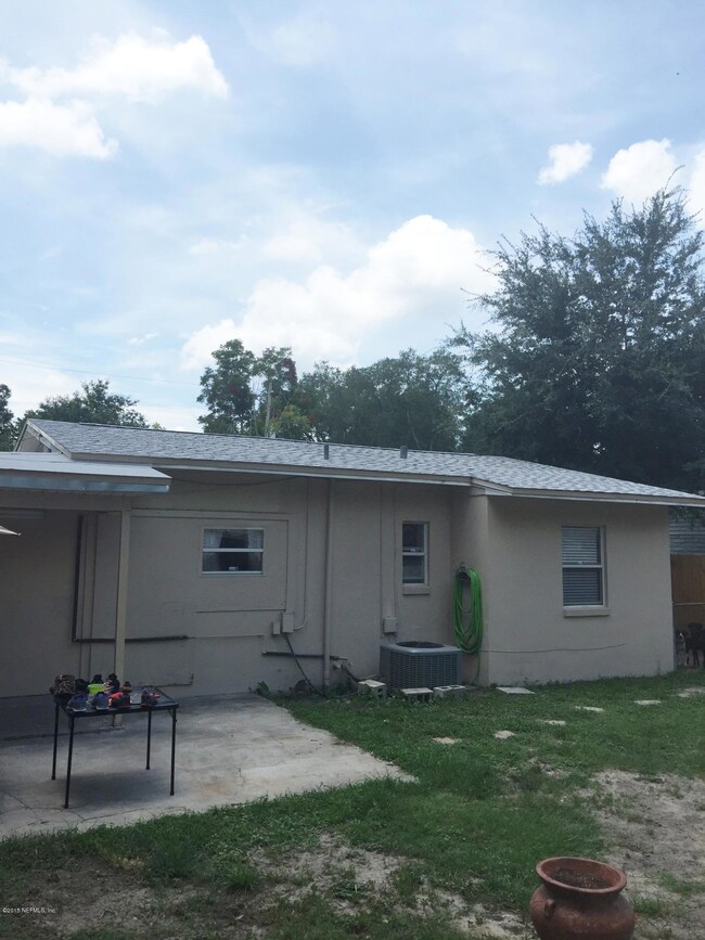 5143 Lexington Ave, Jacksonville, FL 32210 - photo 7