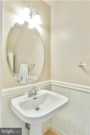 611 Trout Run Ct, Odenton, MD 21113 - photo 7