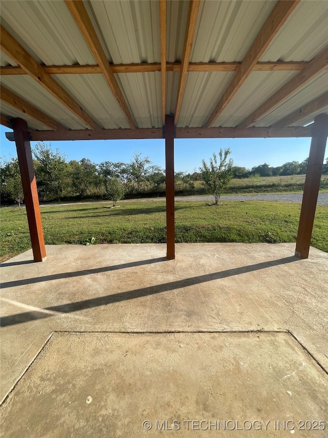 681 Cimmaron Rd, Wilson, OK 73463 - photo 4
