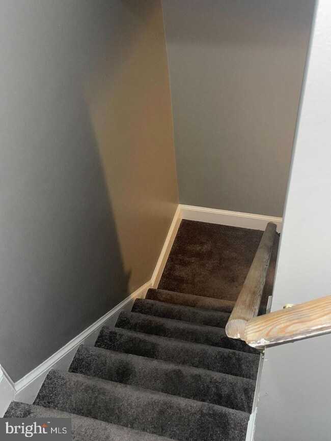 1109 Adeline Way, Capitol Heights, MD 20743 - photo 5