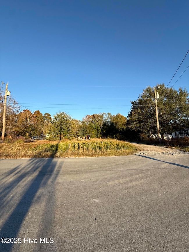 636 Glenn Dr, New Bern, NC 28562 - photo 5