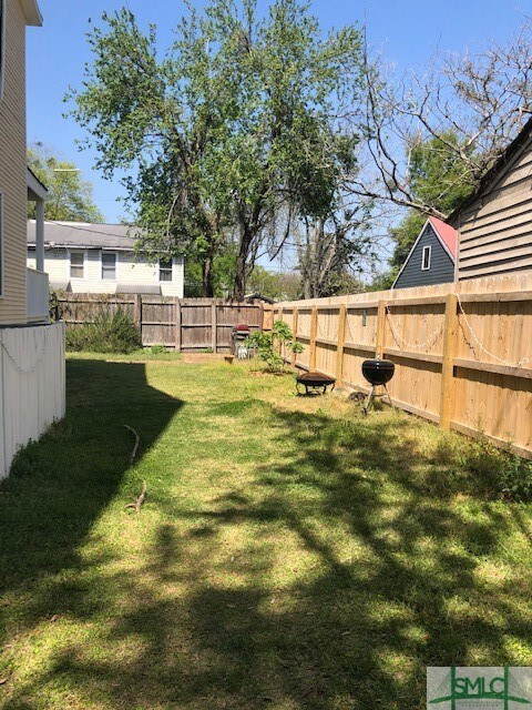 516 E Jones St unit 1/2, Savannah, GA 31401 - photo 3