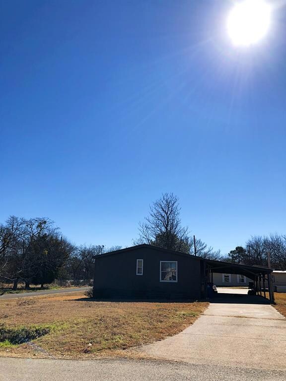 909 E Brown St, Ennis, TX 75119 - photo 5