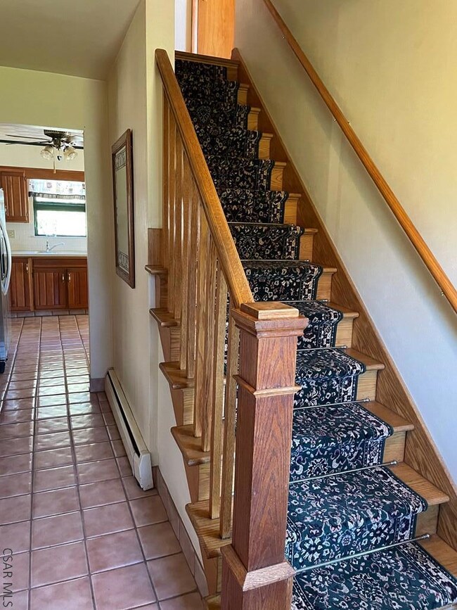 1068 Goucher St, Johnstown, PA 15905 - photo 4