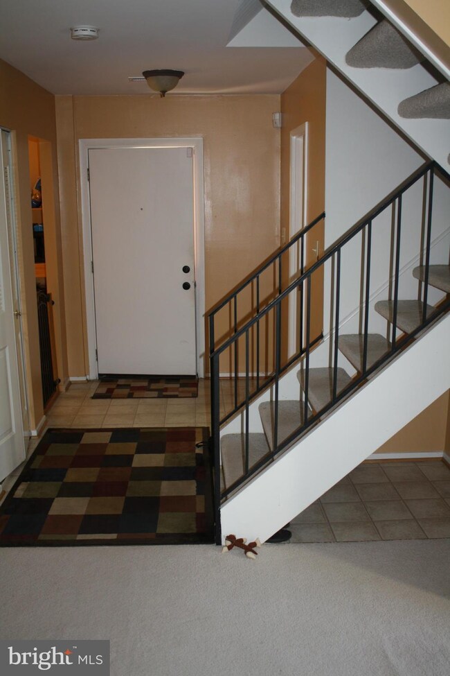 7504 Clemson Ct unit 94, Manassas, VA 20109 - photo 4