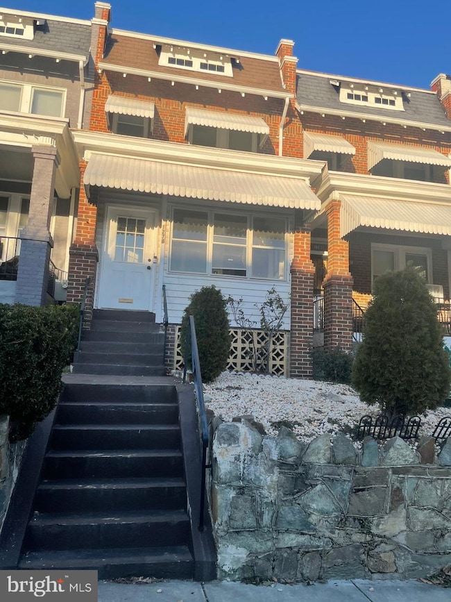 1278 Oates St NE, Washington, DC 20002 - photo 3