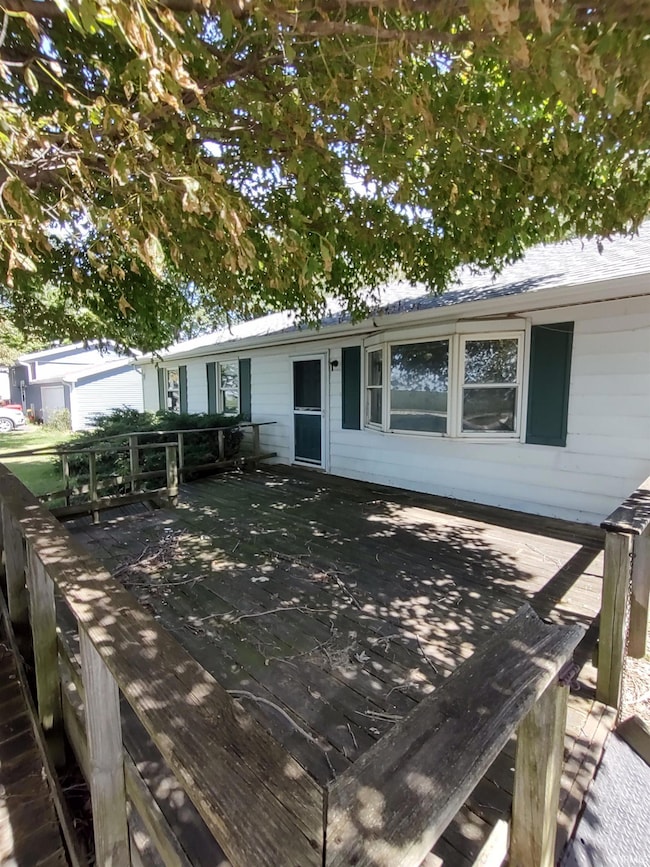 9871 S Evans Rd, Brookston, IN 47923 - photo 2