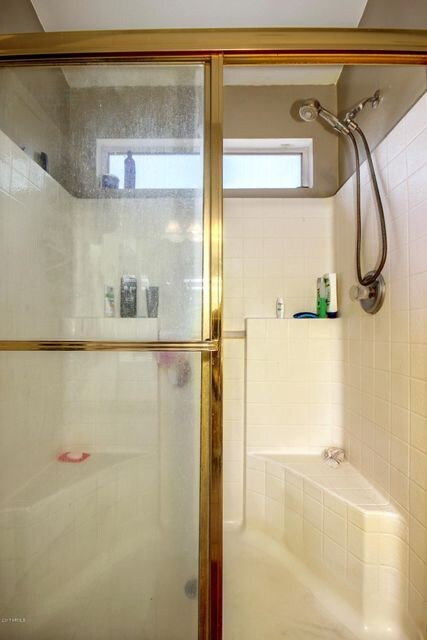 223 W Caroline Ln, Chandler, AZ 85225 - photo 7