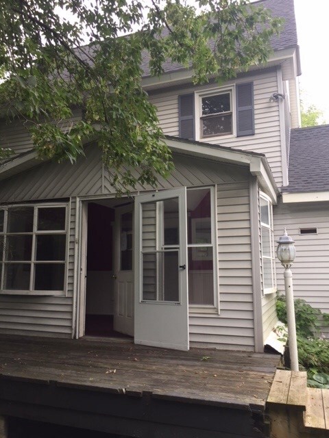 98 Circle St, Barre, VT 05641 - photo 3