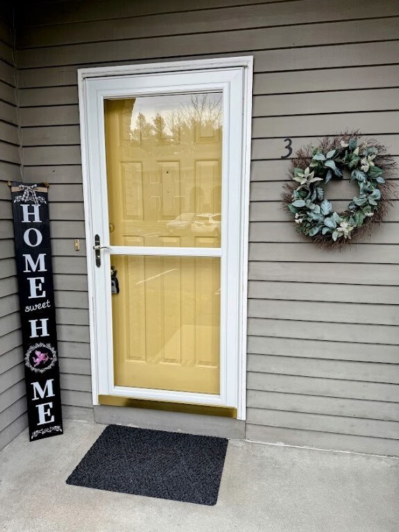 135 Pleasant View Ave unit 3, Smithfield, RI 02917 - photo 2