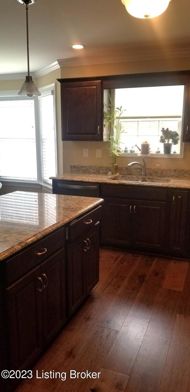 169 Aspen Green Ct, Mount Washington, KY 40047 - photo 5