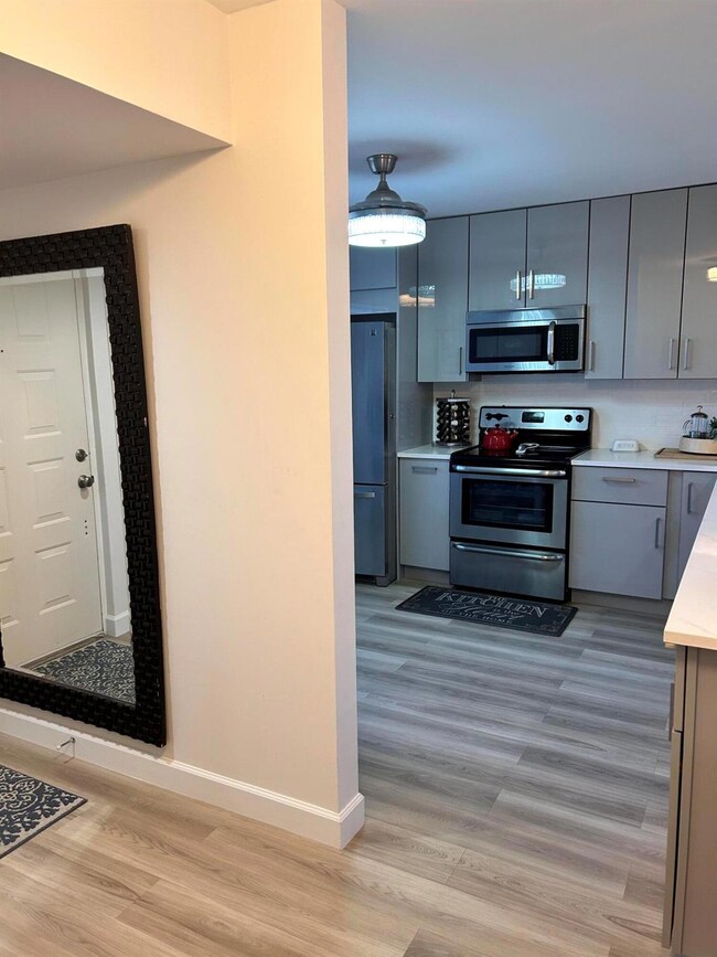 6698 10th Ave N unit 4080, Lake Worth, FL 33467 - photo 4