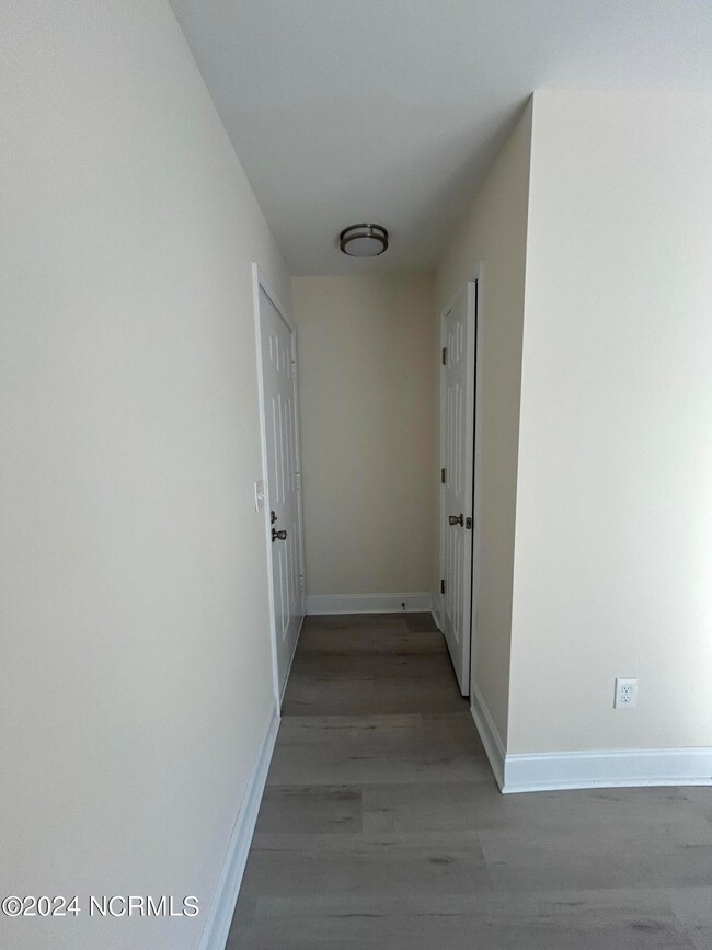 2036 Sloop Point Loop Rd unit A5, Hampstead, NC 28443 - photo 3