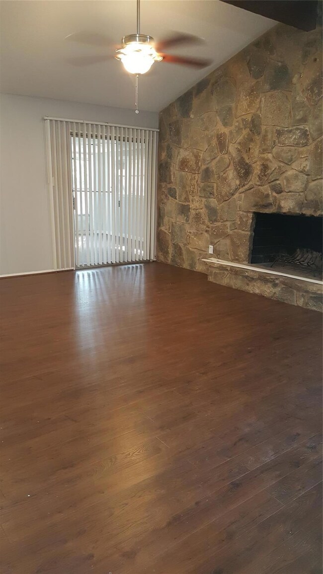 1721 Acorn Ln, Hurst, TX 76054 - photo 6