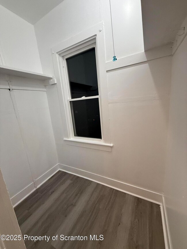 929 Stafford Ave unit 2, Scranton, PA 18505 - photo 6