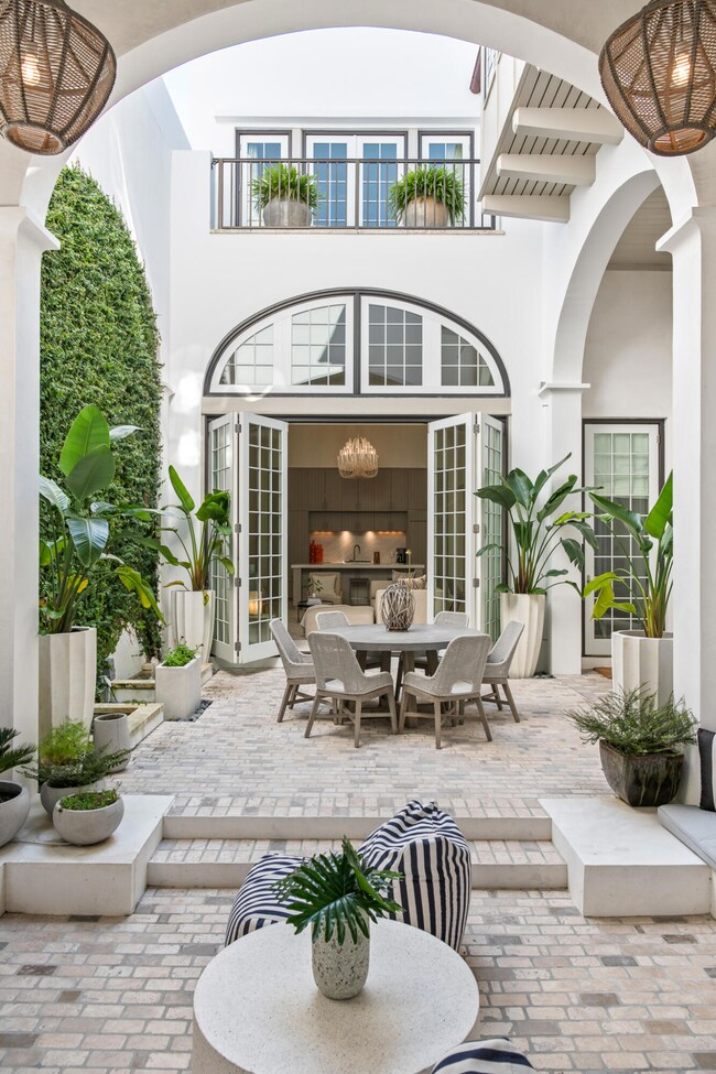 31 Sugar Loaf Aly, Alys Beach, FL 32461 - photo 2