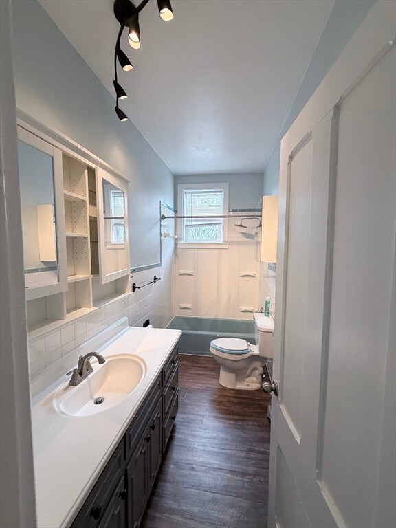 82 School St unit 1, Milford, MA 01757 - photo 6