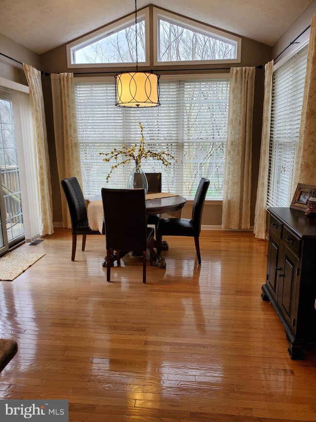 23242 Willow Creek Way, California, MD 20619 - photo 6