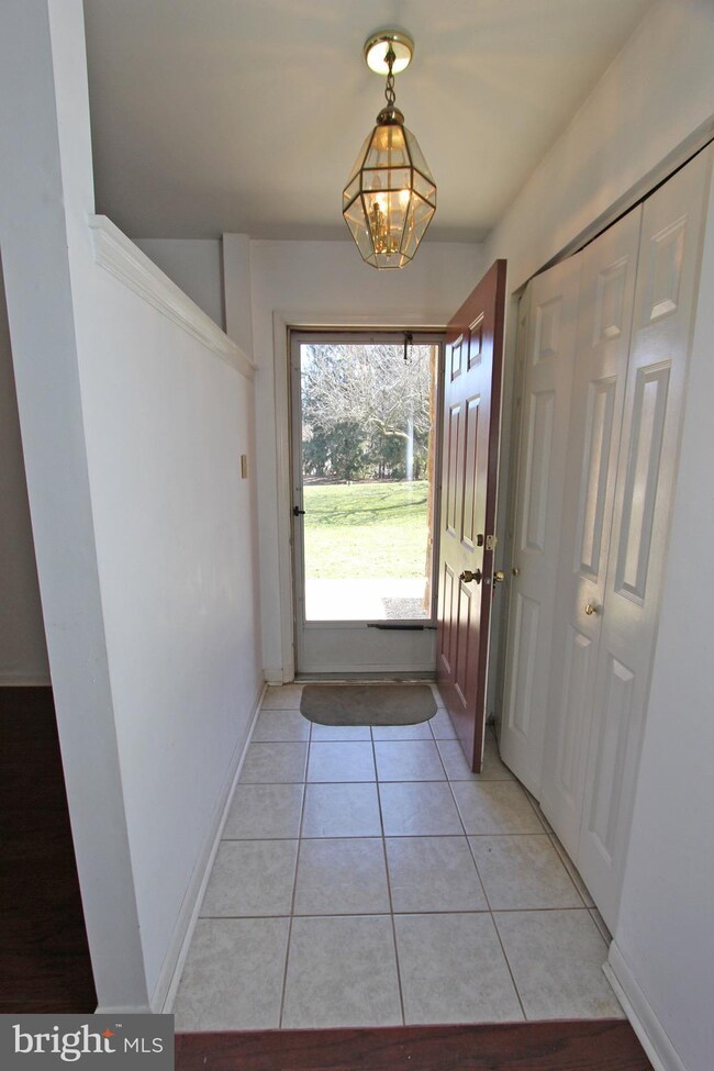 185 Valley Stream Cir unit 185H, Chesterbrook, PA 19087 - photo 3