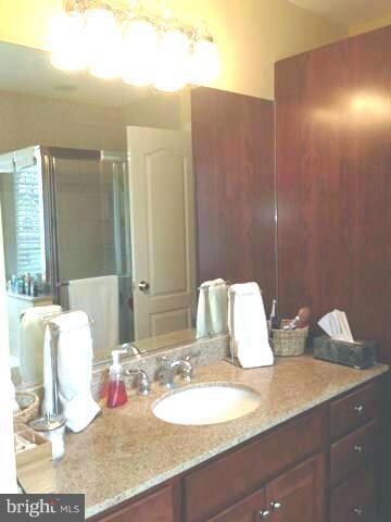 346 Ridge Rd, Washington Grove, MD 20880 - photo 6