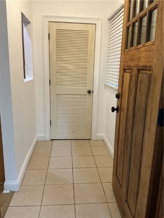 1032 W Shore Rd, Warwick, RI 02889 - photo 6