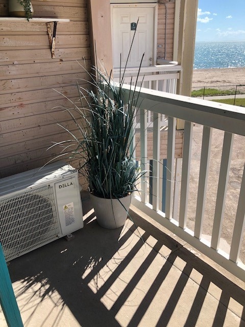 3938 Surfside Blvd unit 2106, Corpus Christi, TX 78402 - photo 6