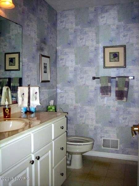 2338 Whimbrel Ct NE unit 52, Grand Rapids, MI 49505 - photo 4