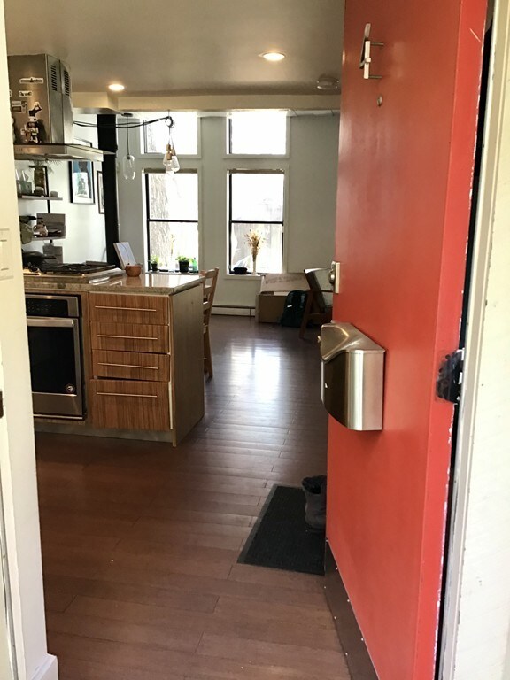 18 Bay St unit D, Cambridge, MA 02139 - photo 7