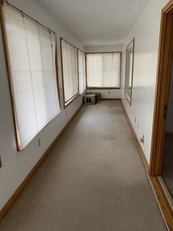 49 7th Ave W unit 2, Lowell, MA 01854 - photo 7