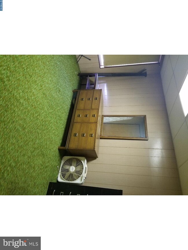 439 N 12th St, Reading, PA 19604 - photo 3