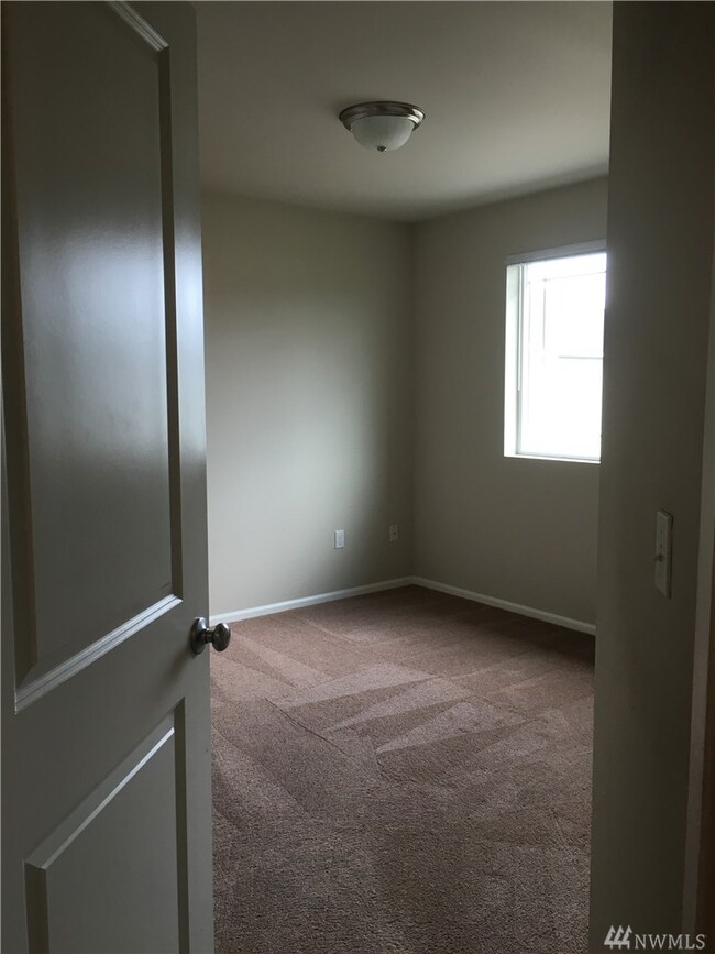 8520 198th St E, Spanaway, WA 98387 - photo 3