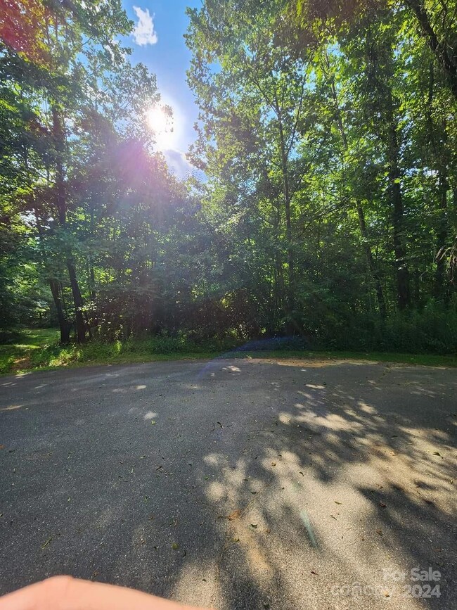 00 Merts Way unit 17, Lenoir, NC 28638 - photo 3