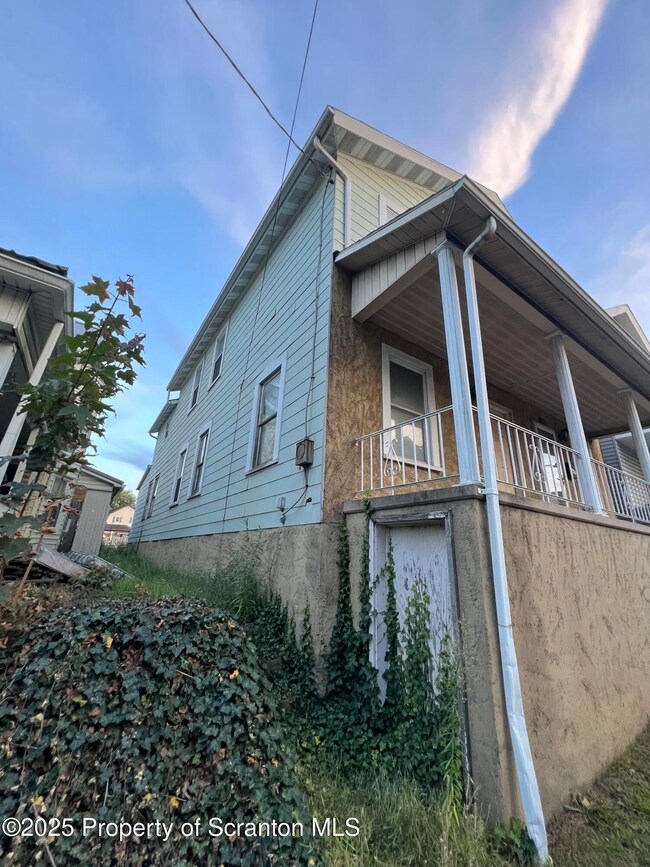 4687F7CB-3AE8-4D24-9492-4BCE2D3CFF2F