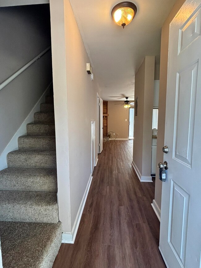 1880 Nekoma Ct, Tallahassee, FL 32304 - photo 2