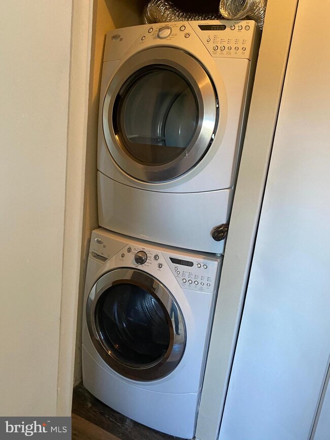 11912 Tarragon Rd unit I, Reisterstown, MD 21136 - photo 7