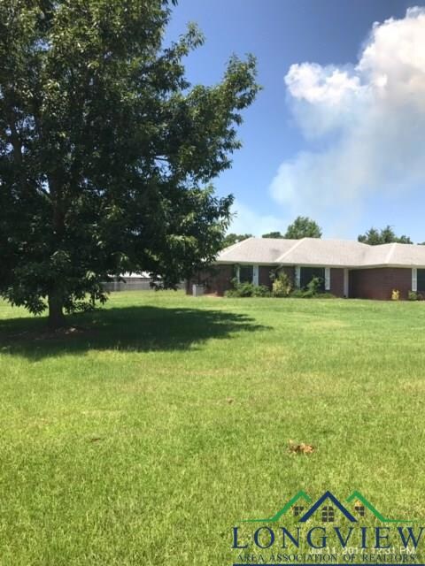 1942 Sara Rd, Texarkana, TX 75501 - photo 3