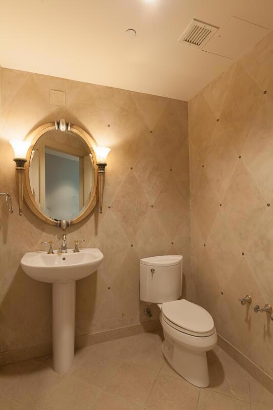 Powder room