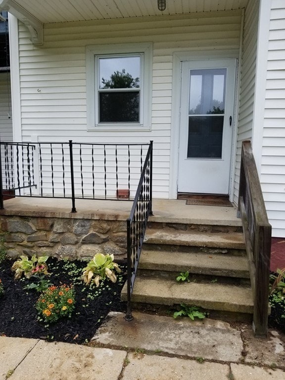 54 Ash St unit 1F, Spencer, MA 01562 - photo 2