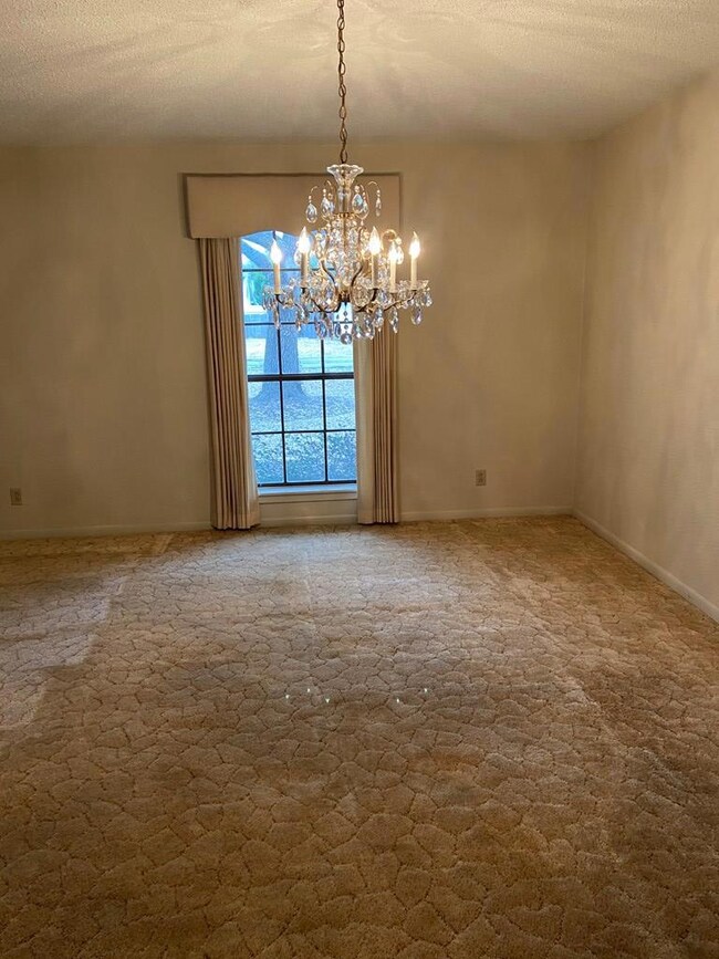 1715 Longhorn Ave, Bay City, TX 77414 - photo 3