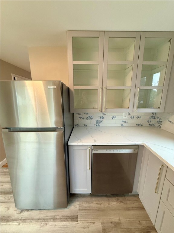 10 Sagamore St unit 1, Newport, RI 02840 - photo 3