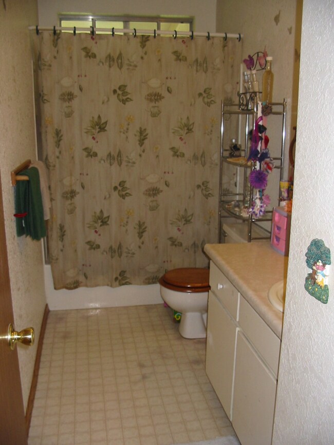 Hall Bath