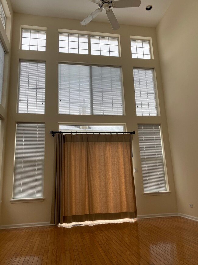 918 Havenshire Ct, Naperville, IL 60565 - photo 6