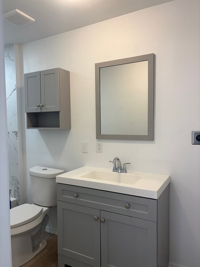 1405 W Kentucky Ave unit C, Midland, TX 79701 - photo 6