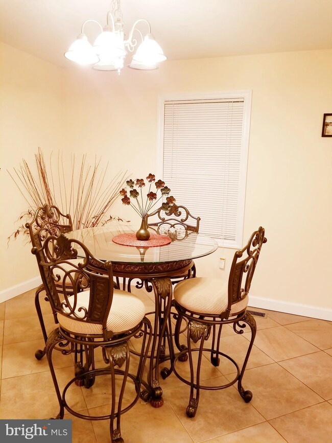 221 Castleton Terrace, Upper Marlboro, MD 20774 - photo 5