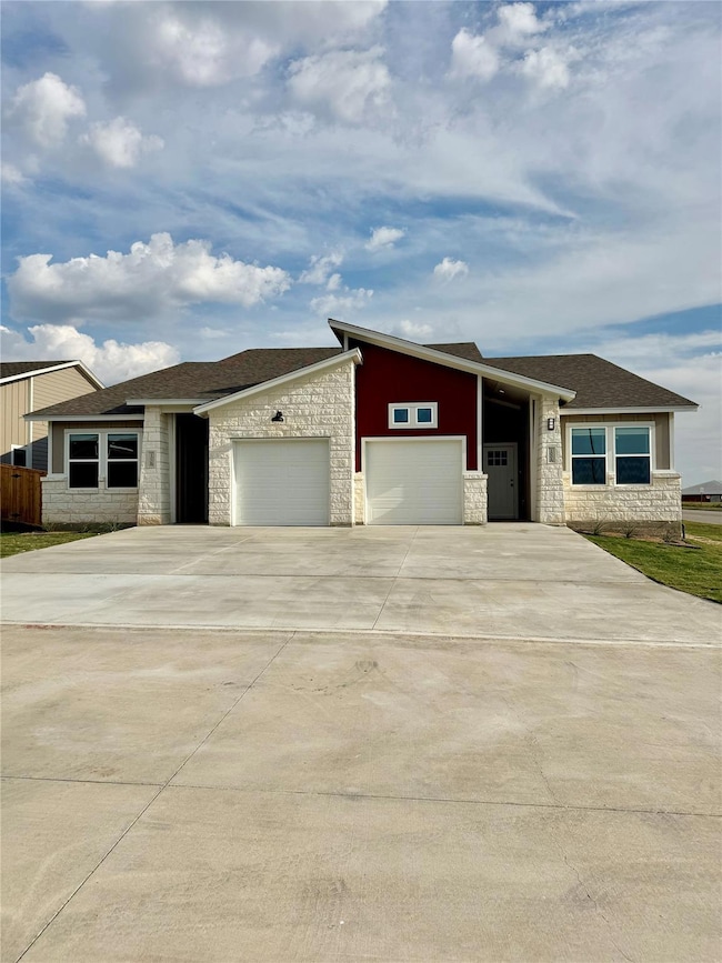 100 Zayd Ct unit A, Jarrell, TX 76537 - photo 2