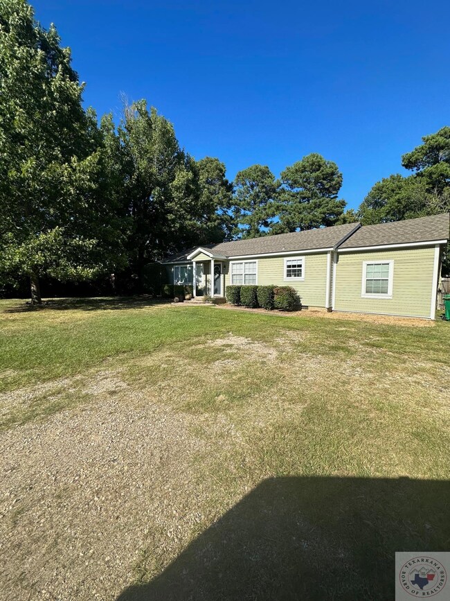 3203 Leopard Dr, Texarkana, TX 75501 - photo 2