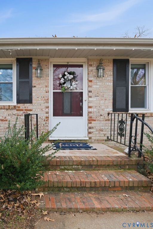 240 Southwood Dr, Petersburg, VA 23805 - photo 6