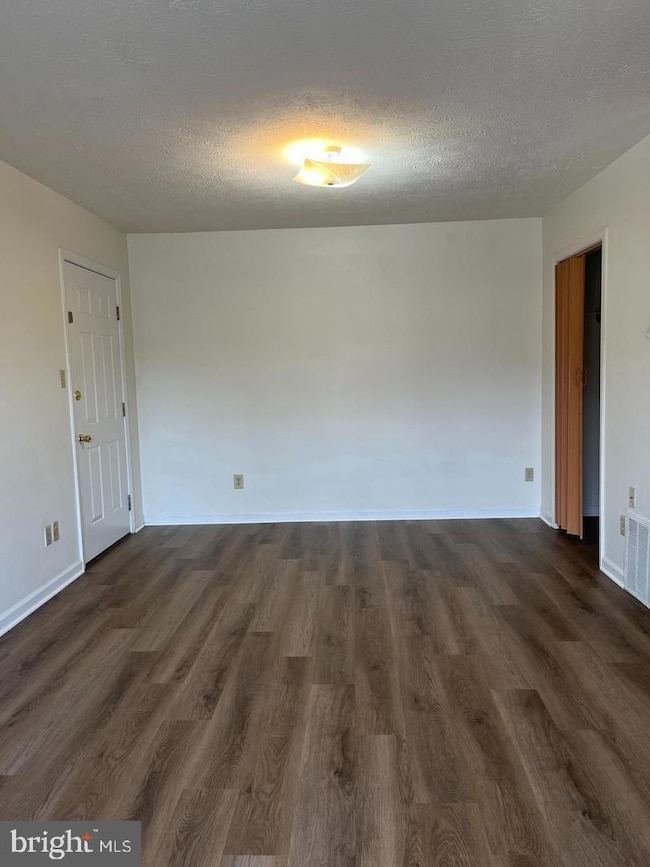 2264 Papermill Rd unit E, Winchester, VA 22601 - photo 5