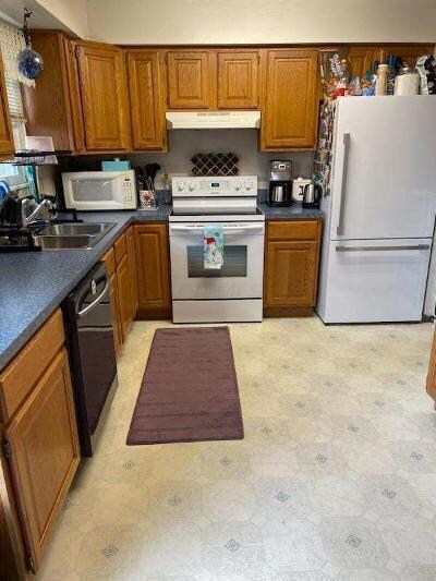 Kitchen Pic